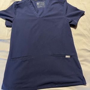 Casma Three-Pocket Scrub Top